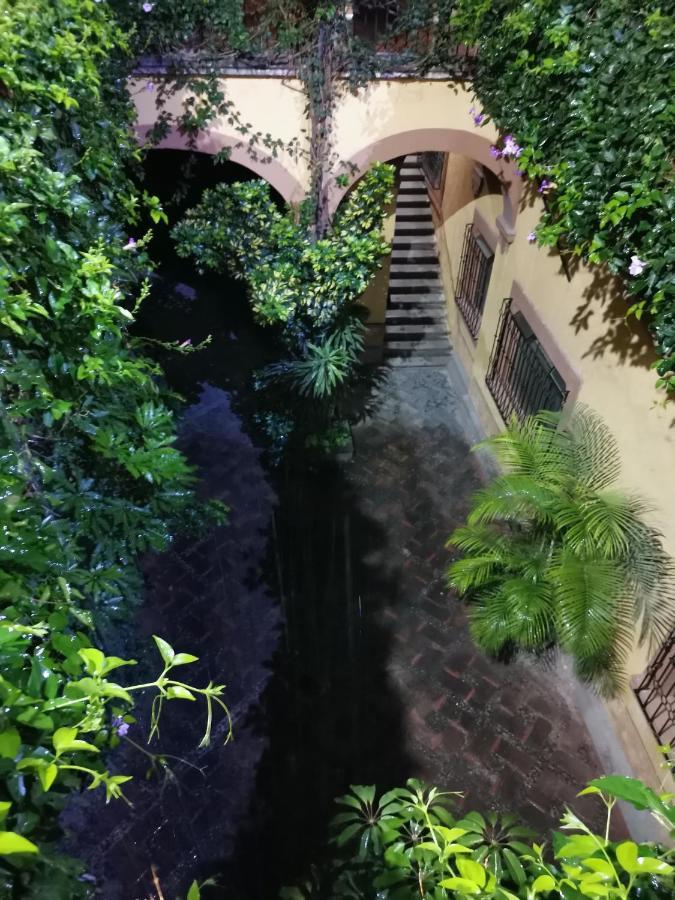 Cuarto Panchito ***Centro Historico*** Apartment Querétaro Екстериор снимка